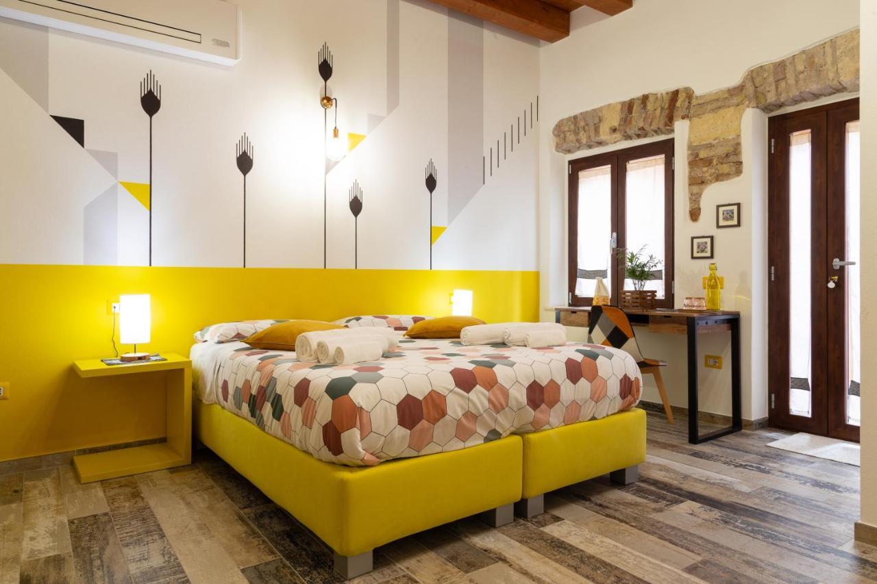 Trigu & Mangoni Bed & Breakfast Каляри Екстериор снимка
